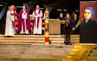 082-Lourdes2019-0417