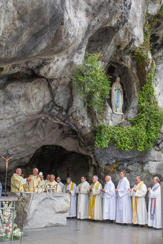 054-lourdes13-0120