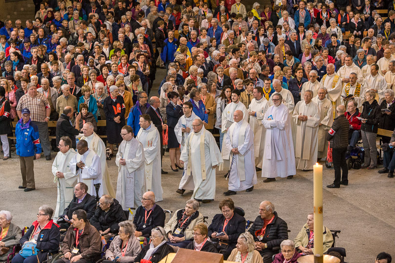 0230-lourdes2016-1056