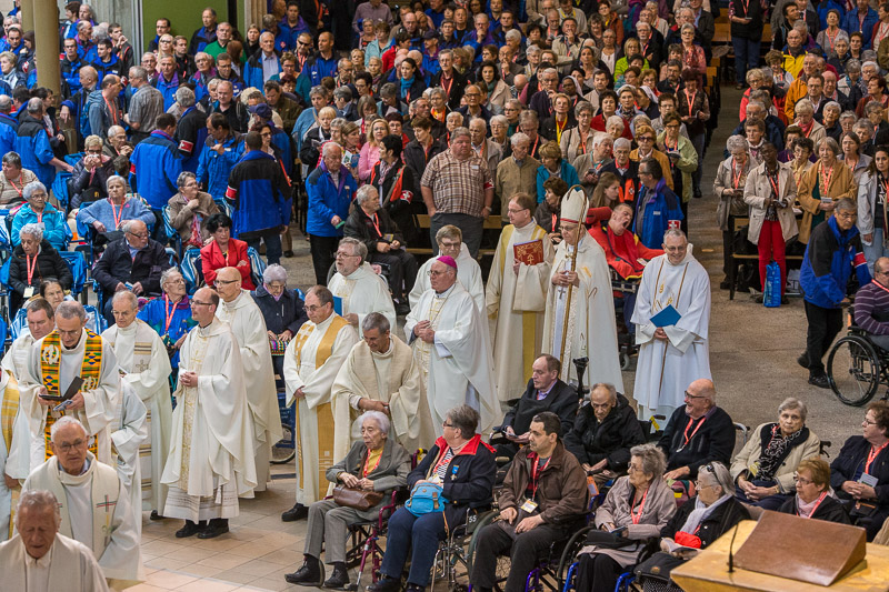 0270-lourdes2016-1061