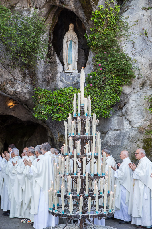 0730-lourdes2016-1304