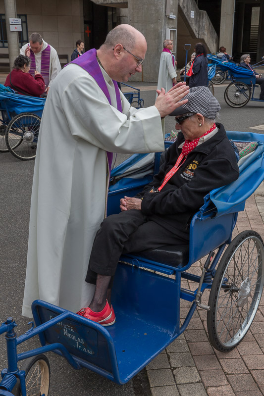 0950-lourdes2016-1398