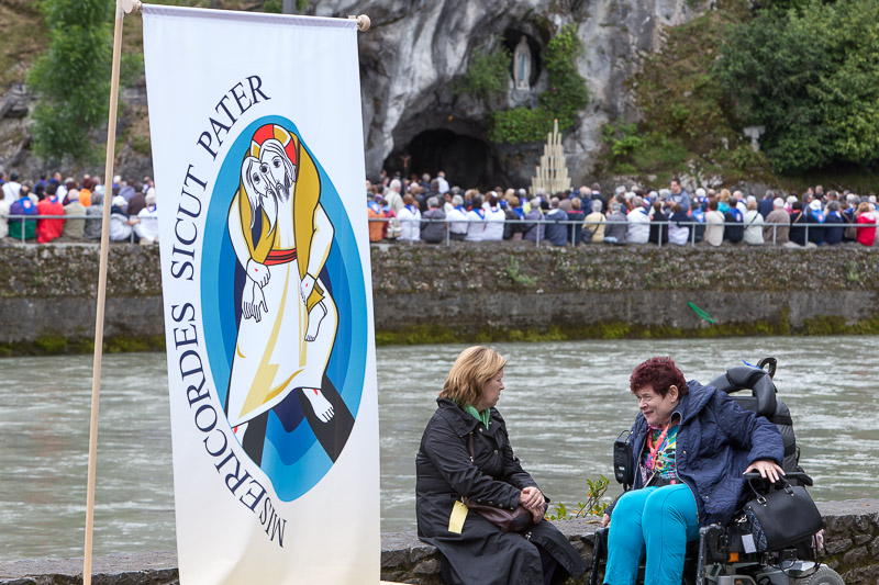 0970-lourdes2016-1409