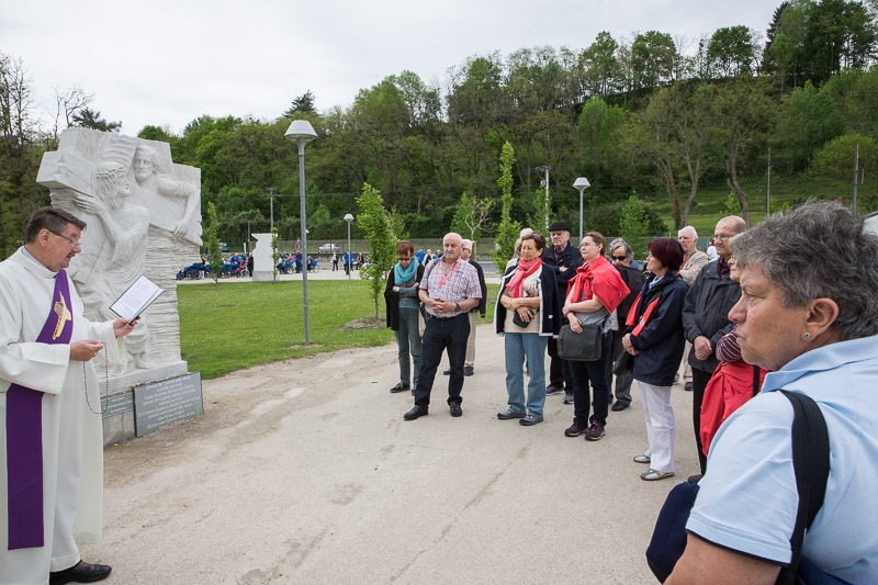 0980-lourdes2016-1416