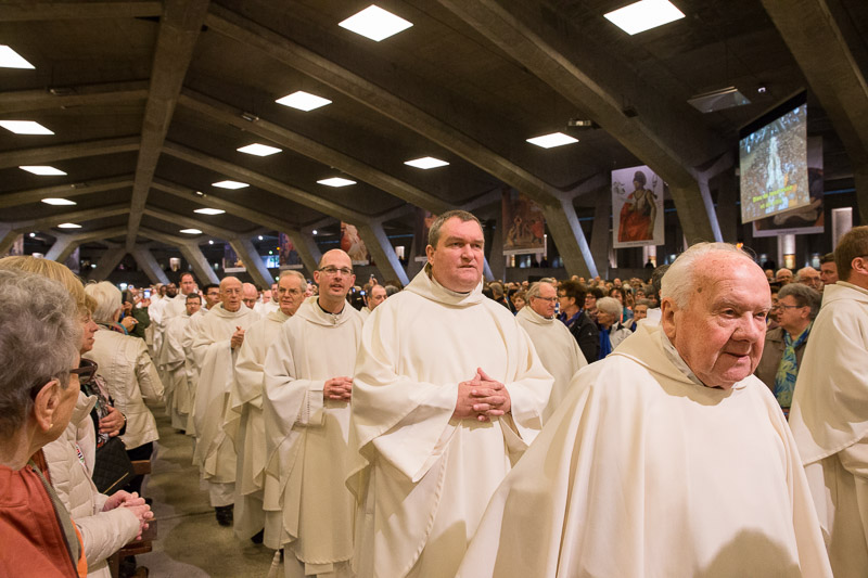 1110-lourdes2016-1506