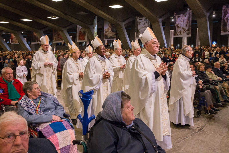 1140-lourdes2016-1516