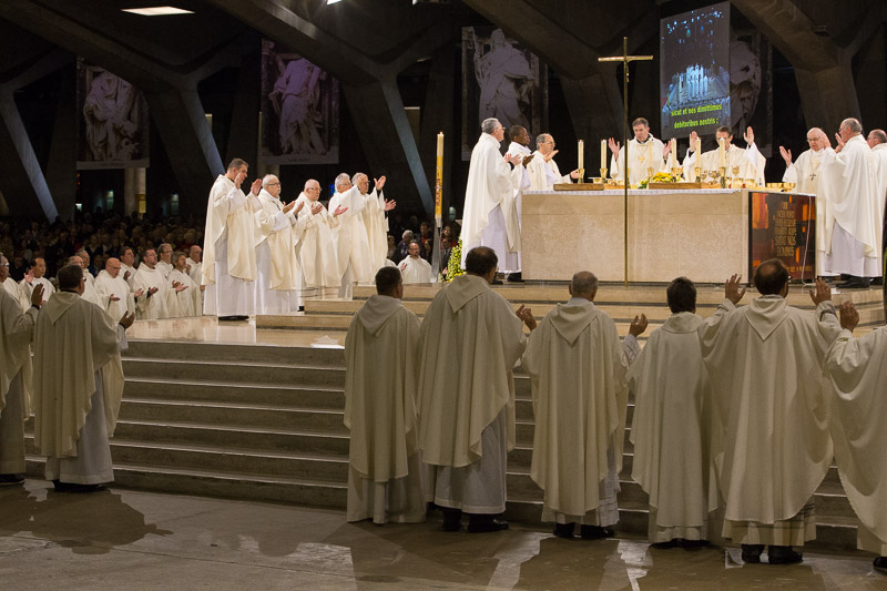 1180-lourdes2016-1535