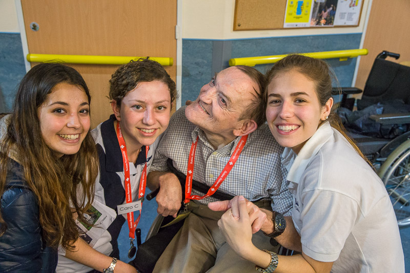 1300-lourdes2016-1645