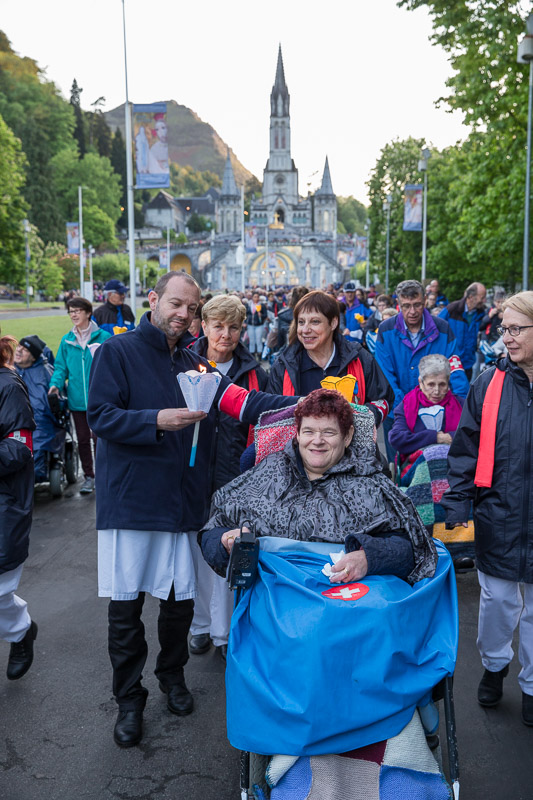 1400-lourdes2016-1705