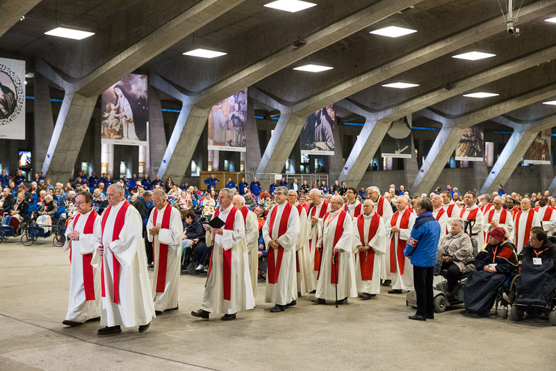 1590-lourdes2016-1854