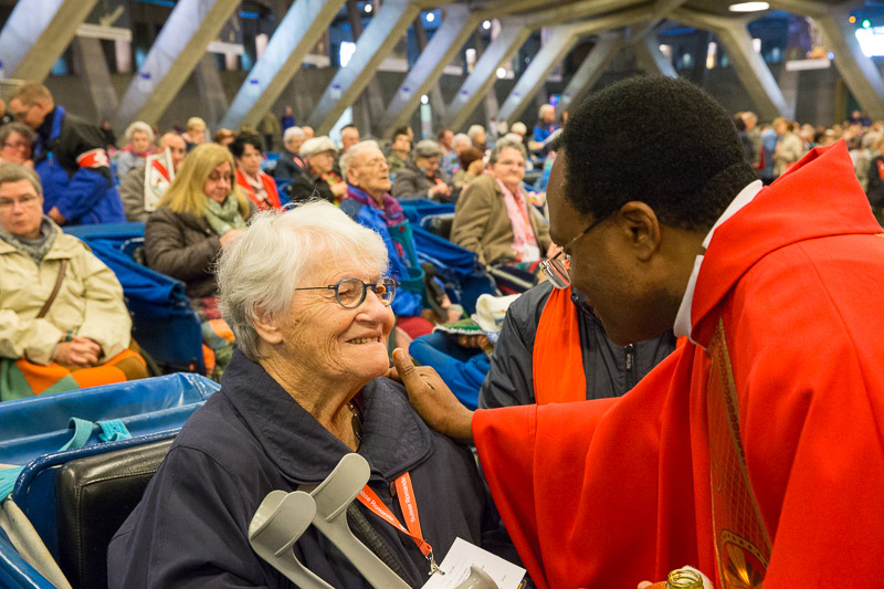 1660-lourdes2016-1887