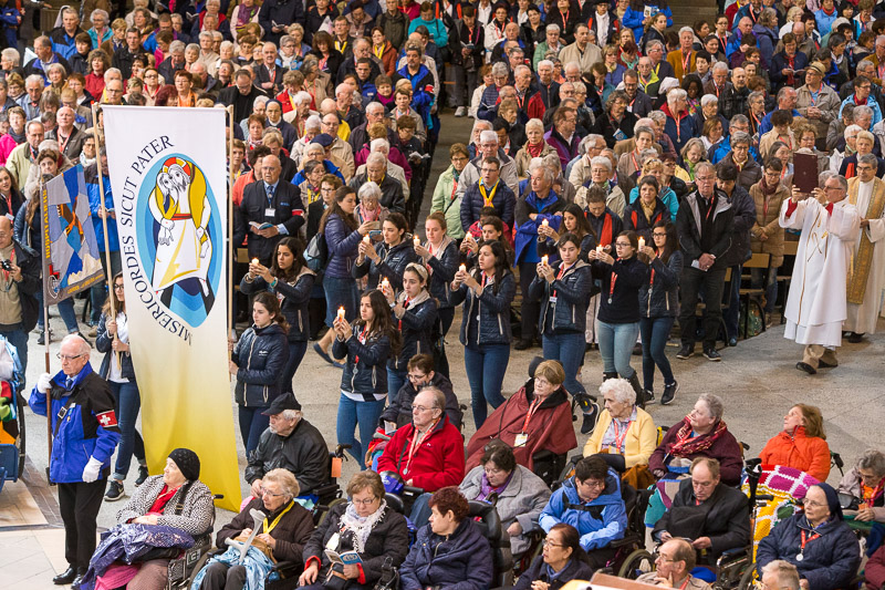 2170-lourdes2016-2191