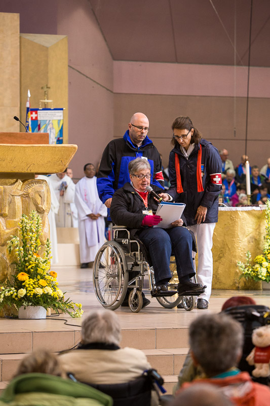 2210-lourdes2016-2215