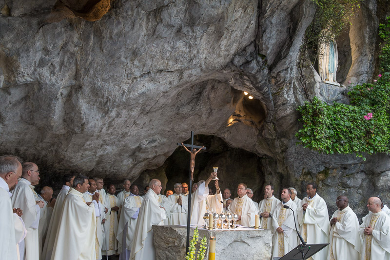 2030-lourdes2017-1971