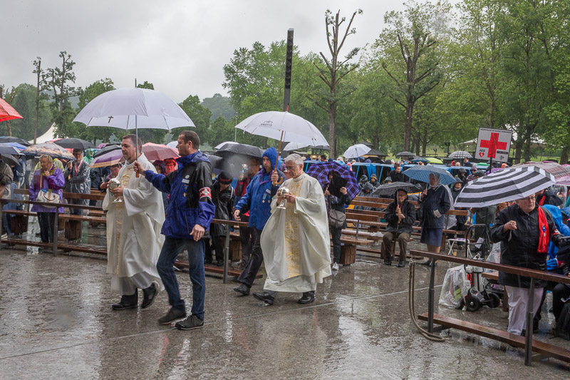 2070-lourdes2017-1985