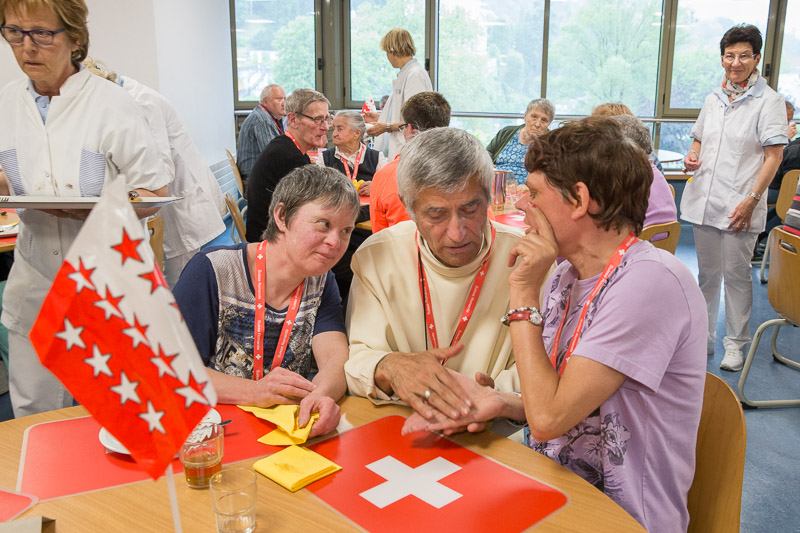 2260-lourdes2017-2043