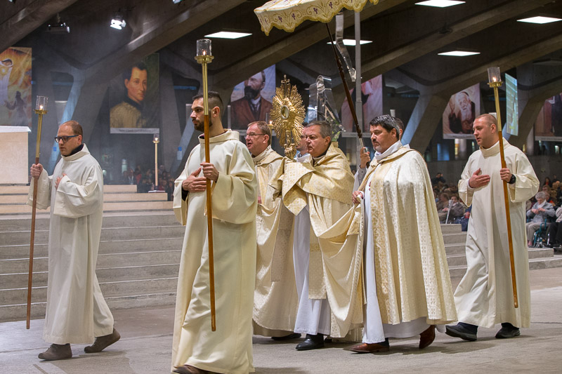 2310-lourdes2017-2077