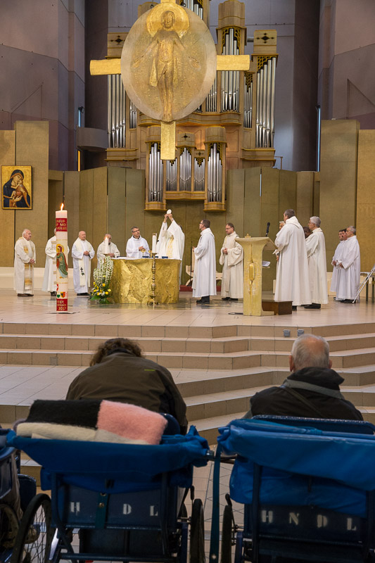 2440-lourdes2017-2207